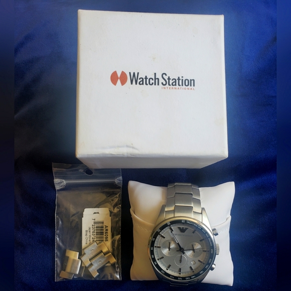 Emporio Armani, AR 6095 - Picture 5 of 6